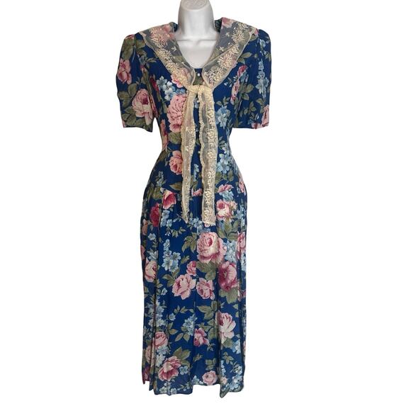 karin stevens Dresses & Skirts - VTG 90s Karen Stevens Romantic Floral Midi Dress Lace Tie Sailor Collar Modest M